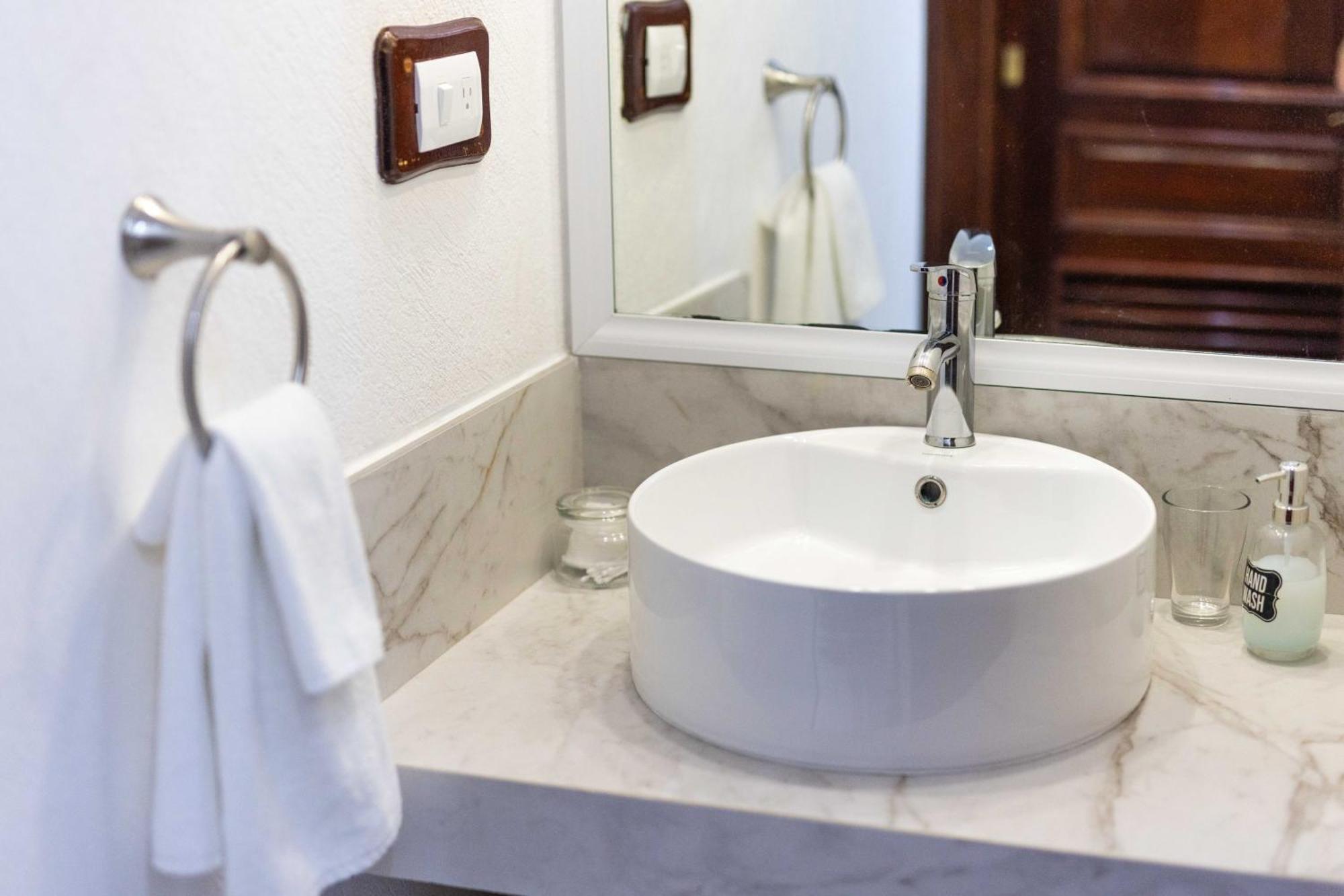 Magnifica Palmeras Luxurious 4 Bedroom 6 Bds 4 Ba Private Pool Lagoon Front Super Fast Wifi Cancun